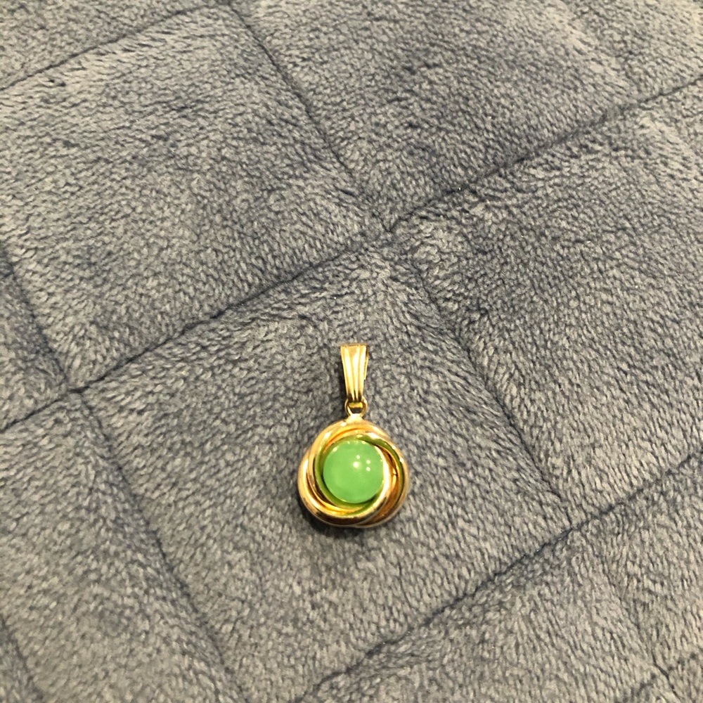 14k Solid Gold Jade Pendant Charm - image 3